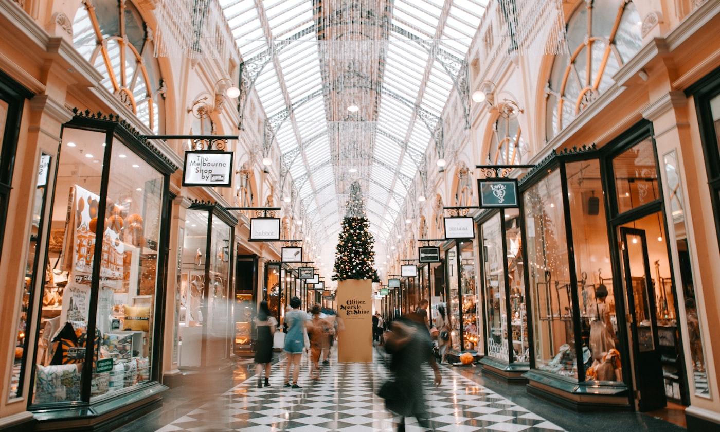 Hospitality & Retail